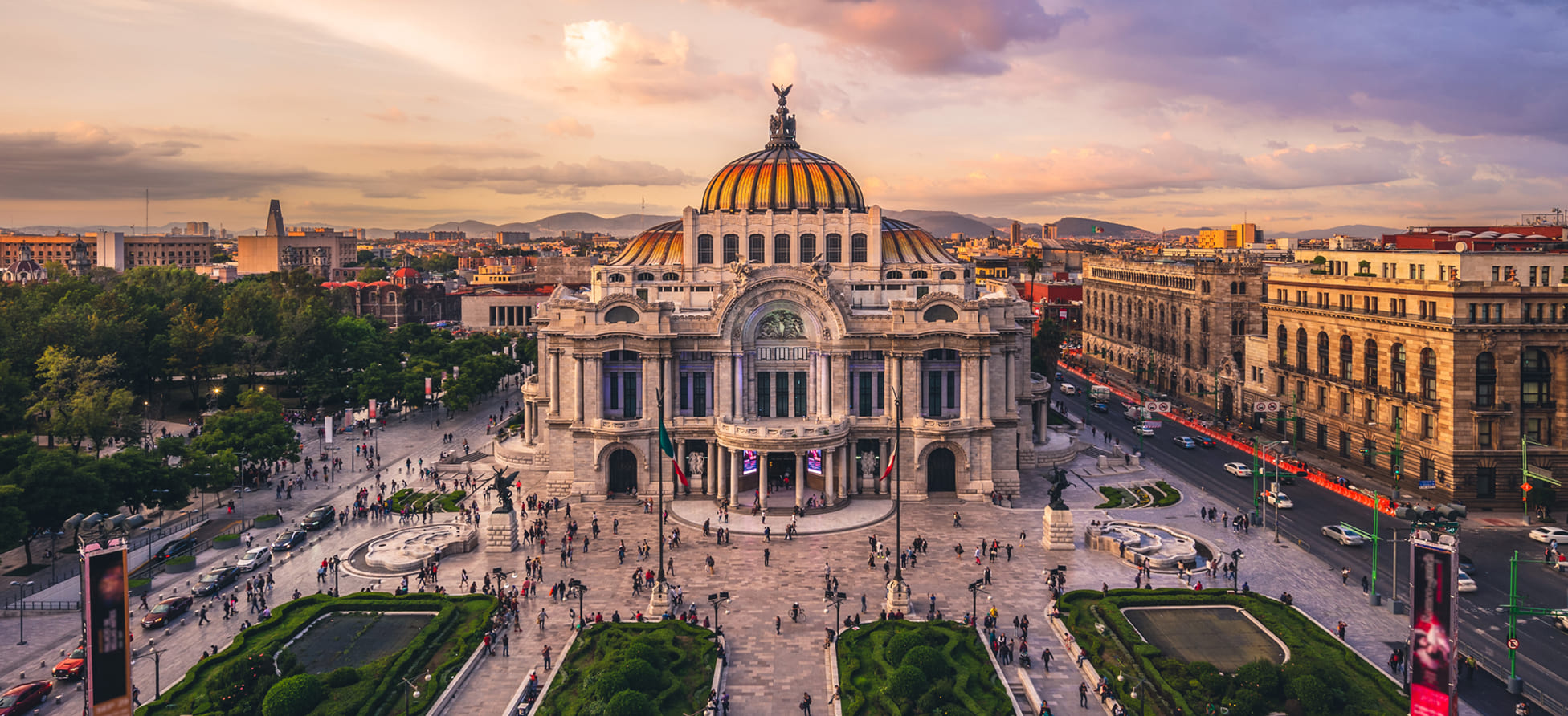 The Six Biggest Reasons So Many Americans are Moving to Mexico
