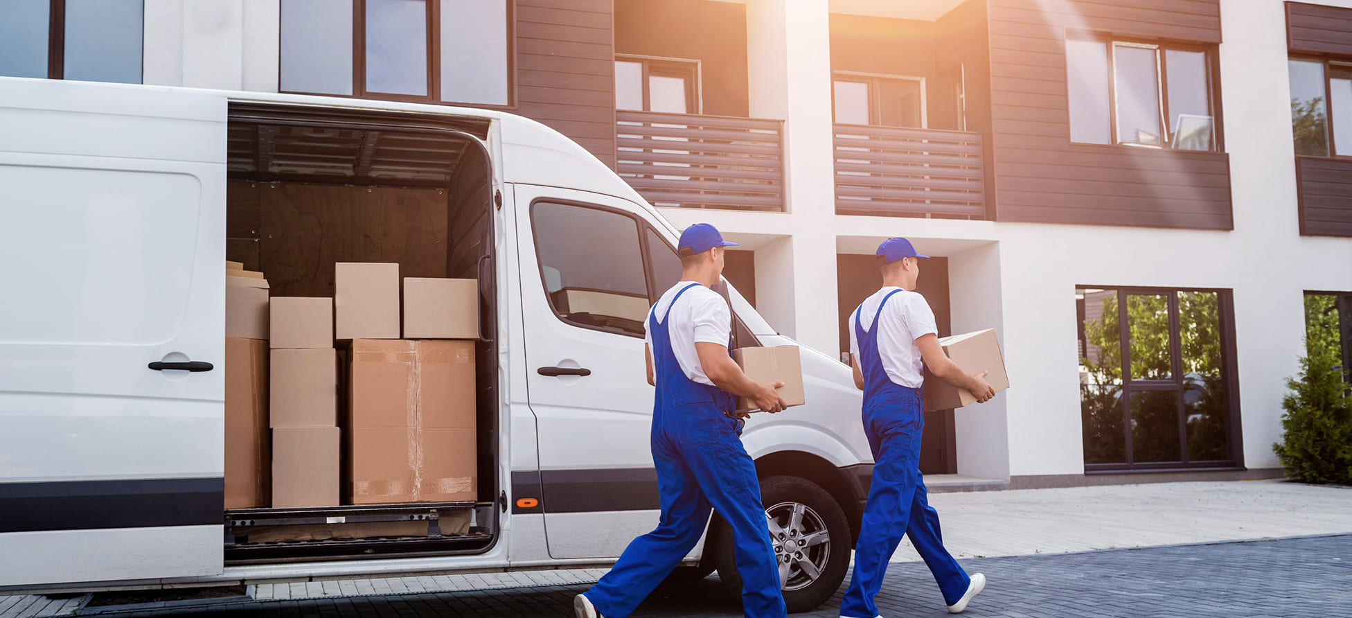 10 Factors to Hire the Best International Moving Company