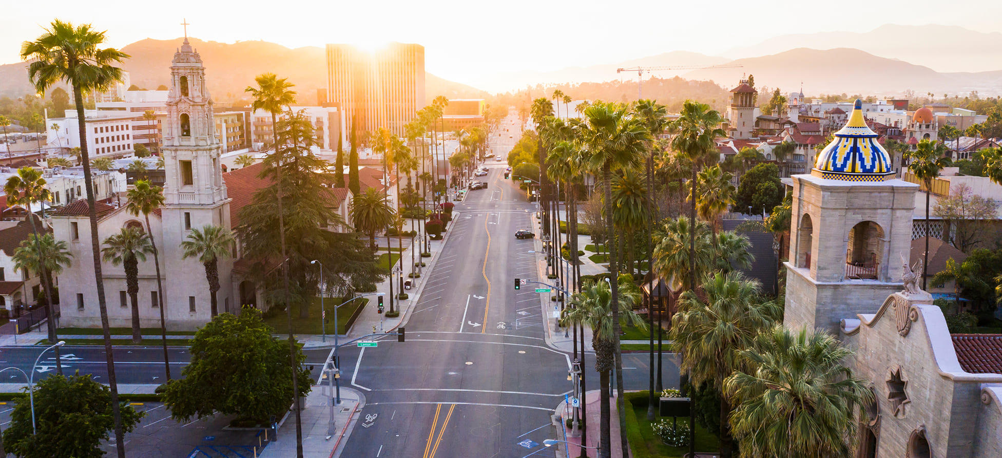 The Cost of Hiring Movers from CA to Toronto