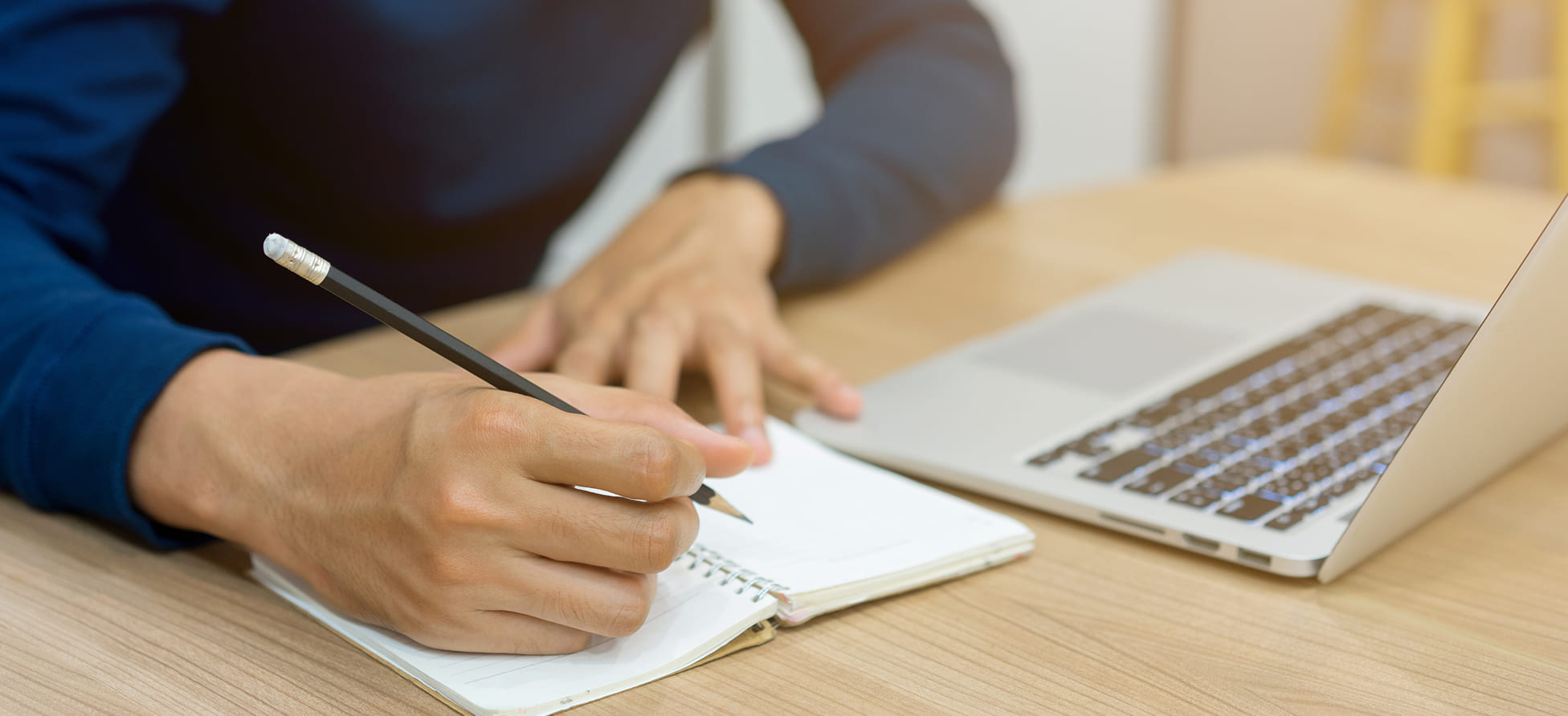 How to Create an Inventory List When Moving Overseas